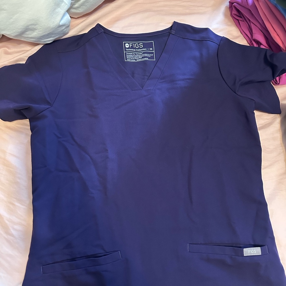 FIGS PURPLE JAM CASMA TOP XS
